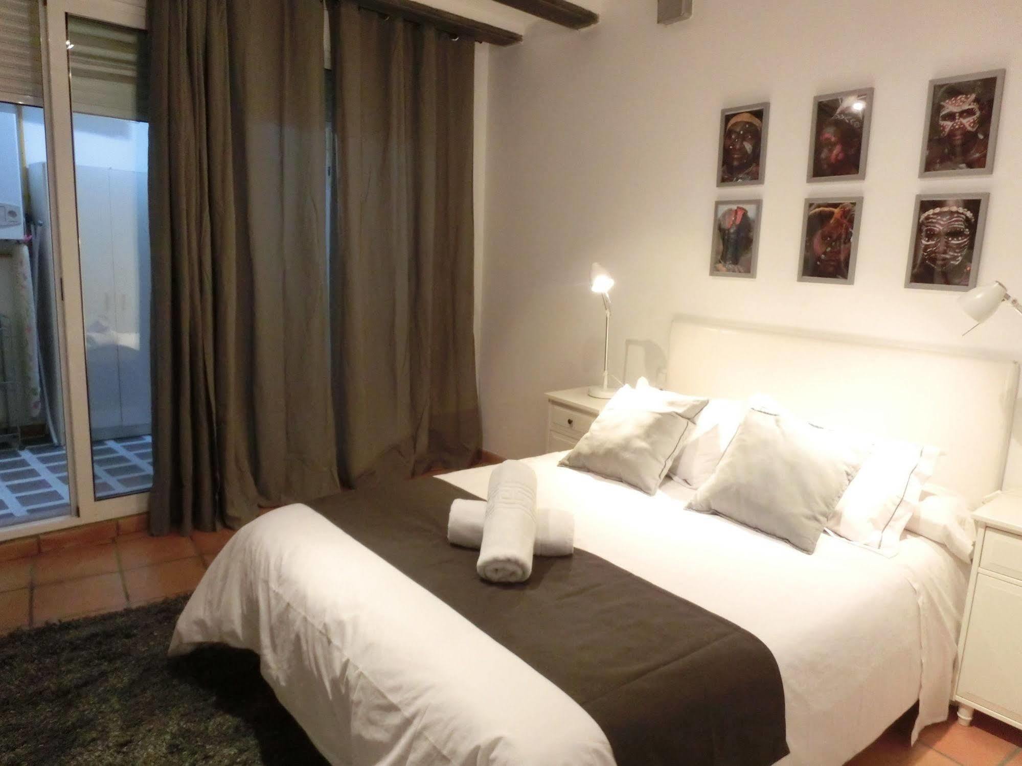 Total Valencia Elegance Apartment Exterior photo